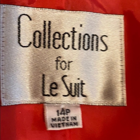 COLLECTIONS plus size career blazer - Picture 9 of 9